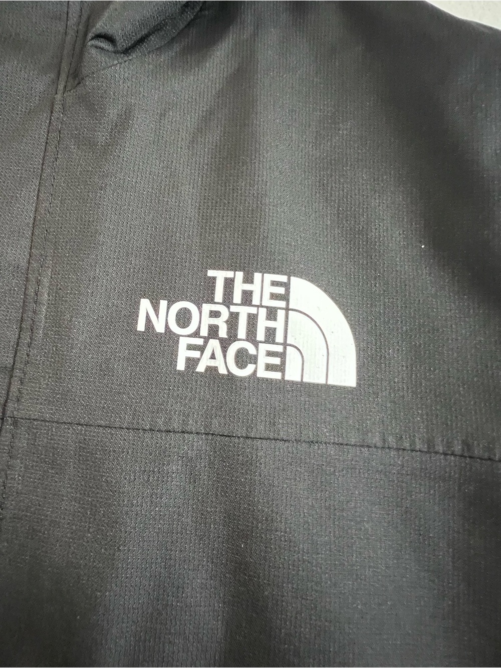 The North Face Black Hooded Raincoat Jacket boys 7-8 - Picture 3 of 12